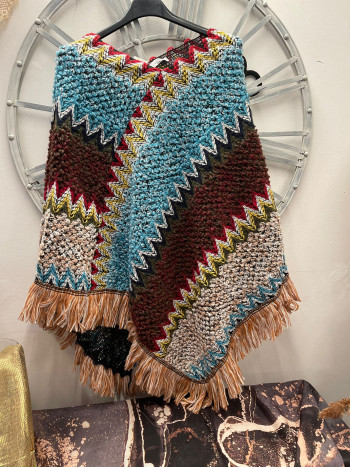 PONCHO CHEVRON