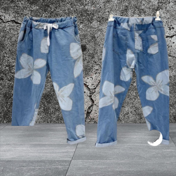 jeans fleurs coupées