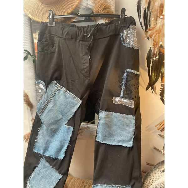 PANTALON EMPIÈCEMENT JEANS ET SEQUINS OVER